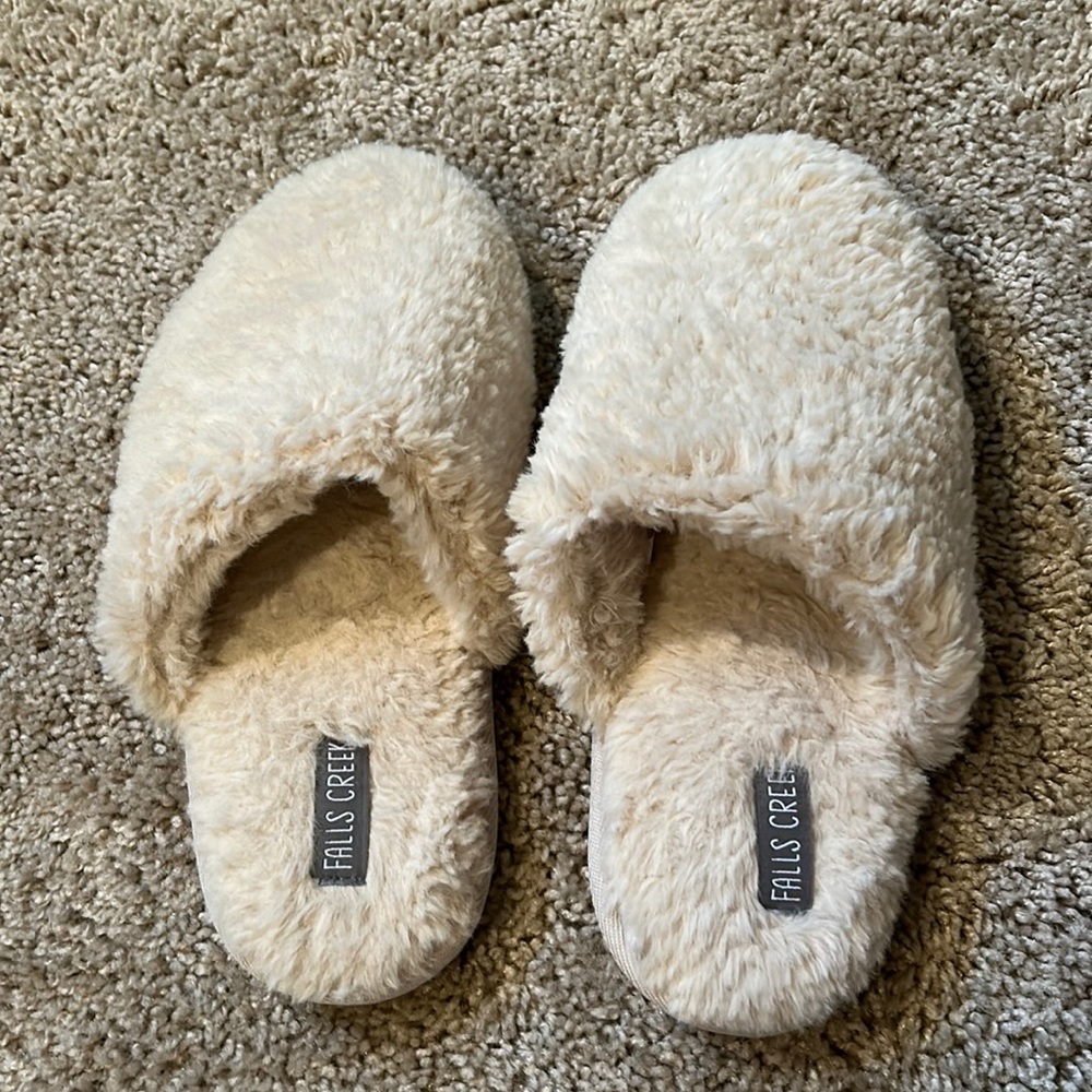 Falls Creek Slippers